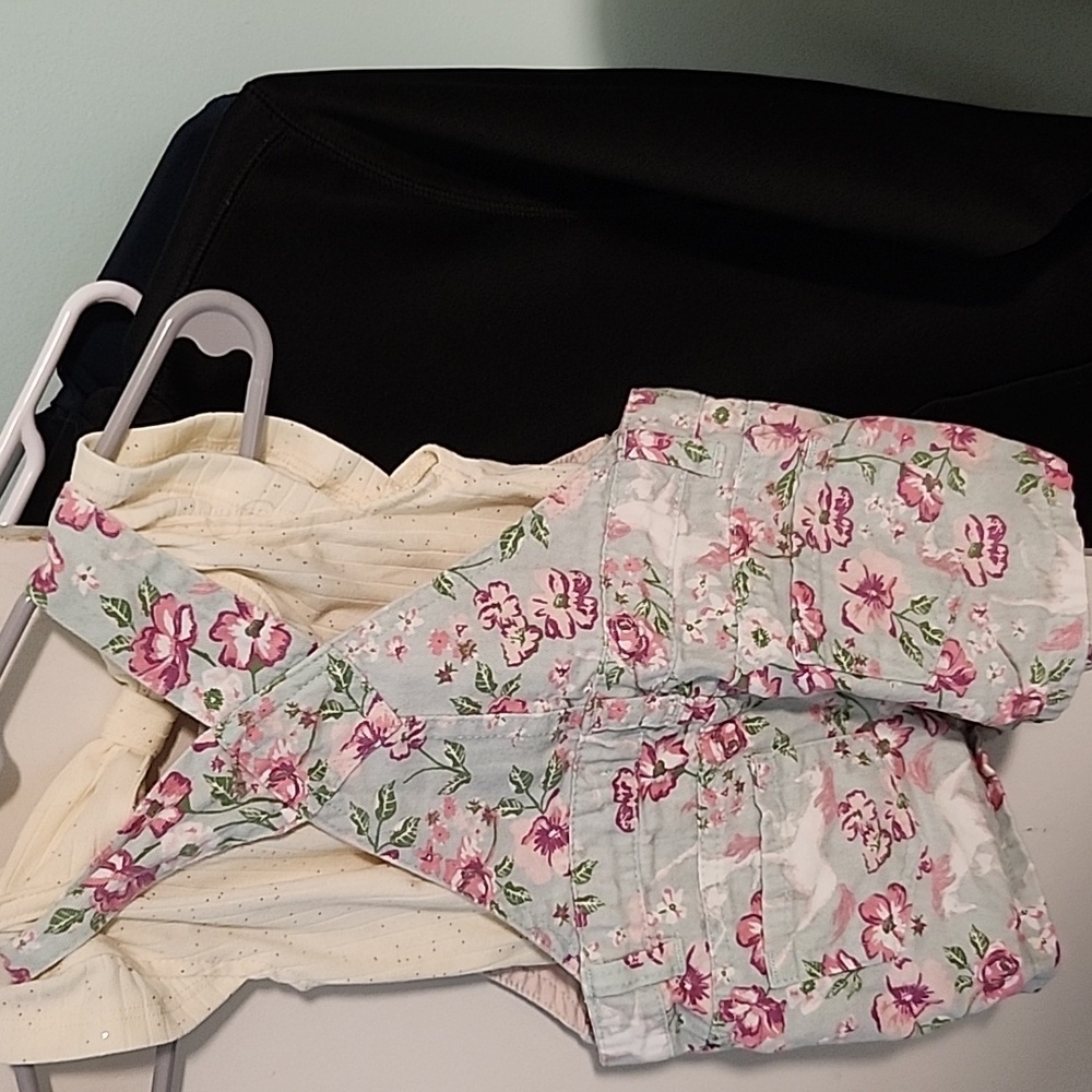 24 month short overalls set - Picture 3 of 8